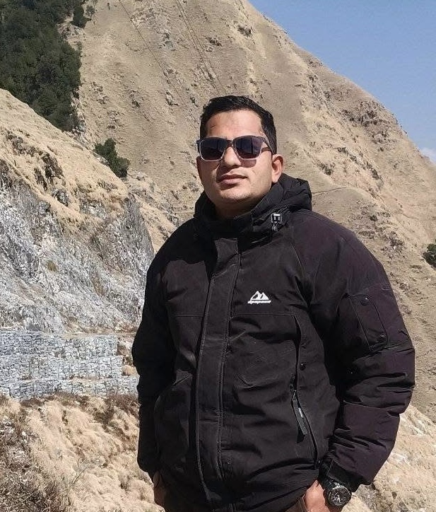 सु•प प्रदेश सदस्यमा सुरेश बहादुर विकको उम्मेदवारी घोषणा