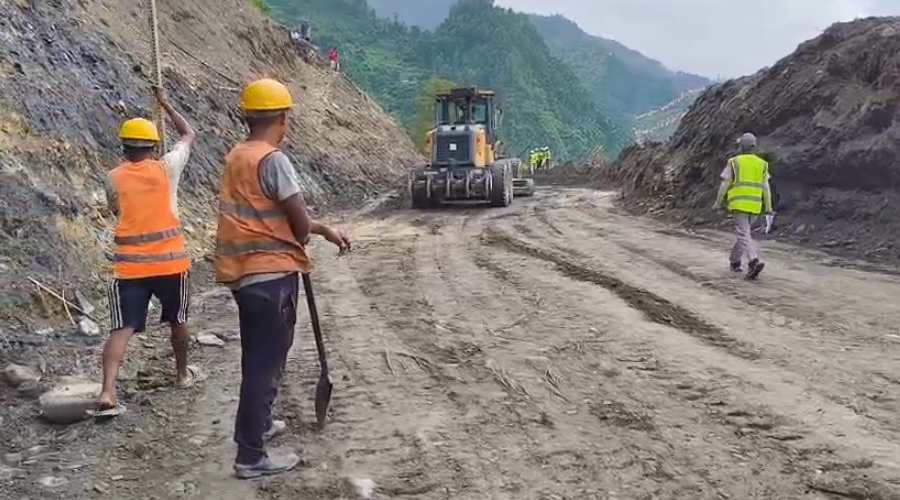 कृष्णभिरमा ग्यास बुलेट र हेभी सवारीका लागि सडक खुलाउने तयारी