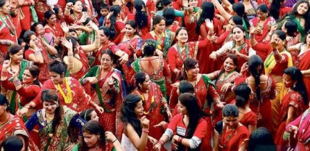 तीज पर्व : आज बेलुका दर खाएर मनाइँदै